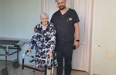 Врачи из Нижнего Тагила поставили на ноги 90-летнюю пациентку с серьезным переломом