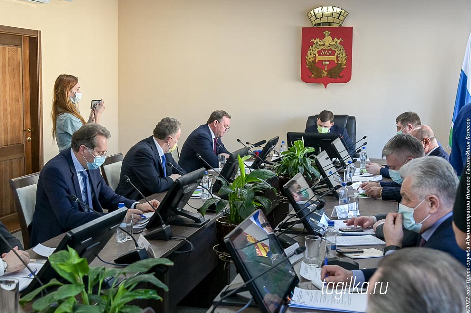 Евгений Куйвашев провёл заседание оргкомитета по подготовке к празднованию 300-летия Нижнего Тагила