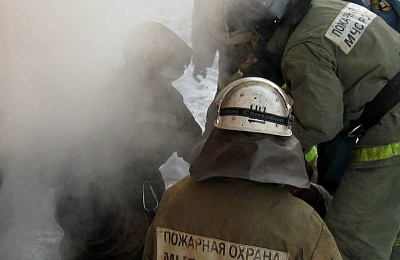 12 тагильчан были эвакуированы из-за пожара в пятиэтажке