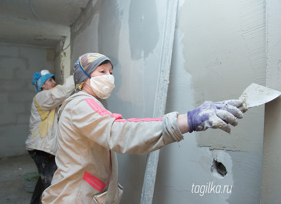 В Свердловской области выполнена половина работ по капремонтам домов