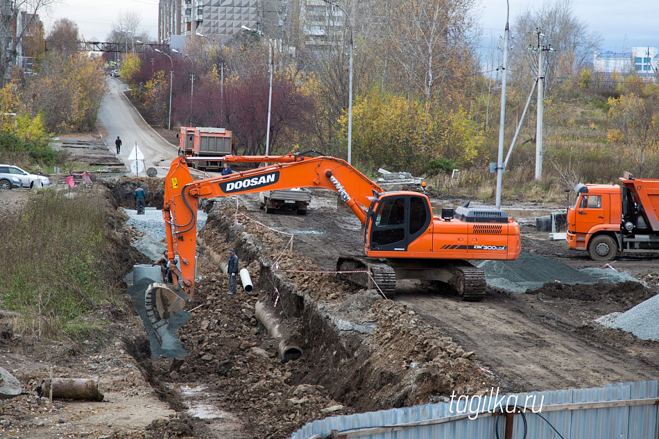 Суд обязал закрыть мост на Фрунзе 15 ноября