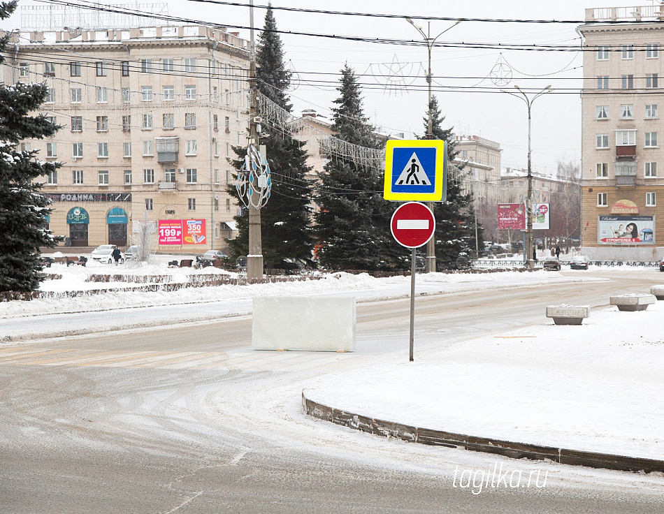 В воскресенье в Нижнем Тагиле начнут строить ледовый городок и перекроют проспект Строителей

