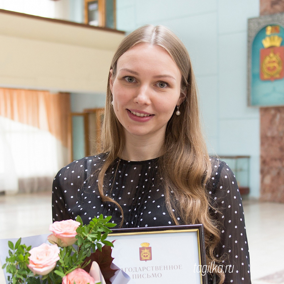 Учит на 100 баллов. Дарья ПРОНИНА