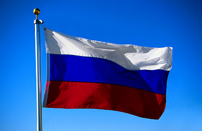 Российским спортсменам на два года запретили выступать под флагом страны