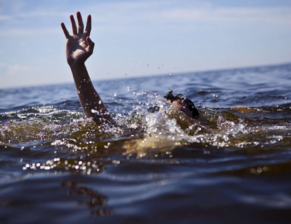 В первый летний день на водоемах области утонули четыре человека