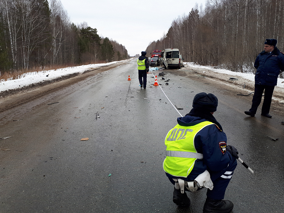 Два человека погибли  в аварии под Нижним Тагилом