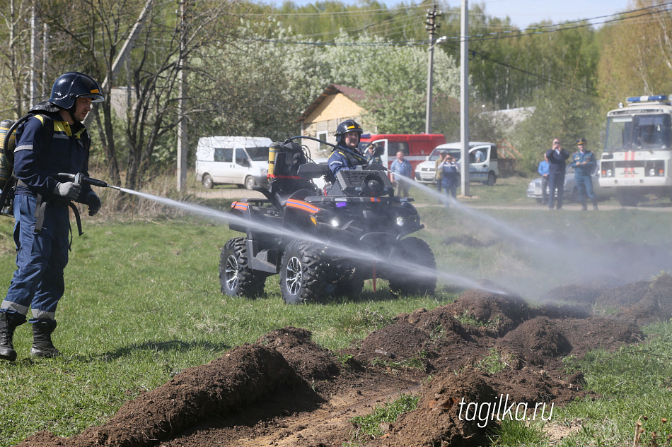 Потушили условное пламя: под Нижним Тагилом прошли пожарные учения