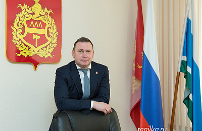 Мэр Нижнего Тагила Владислав Пинаев уехал в Луганск