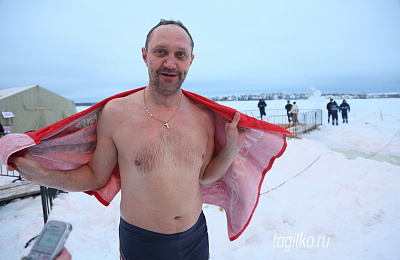 В Нижнем Тагиле проходят Крещенские купания