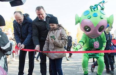 В Нижнем Тагиле отпраздновали завершение  реконструкции парка Победы и дворов в районе ВМЗ 