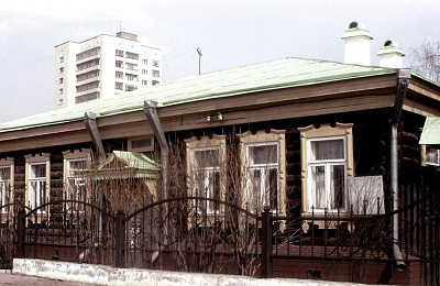 «В легкой лодке» со стихами
