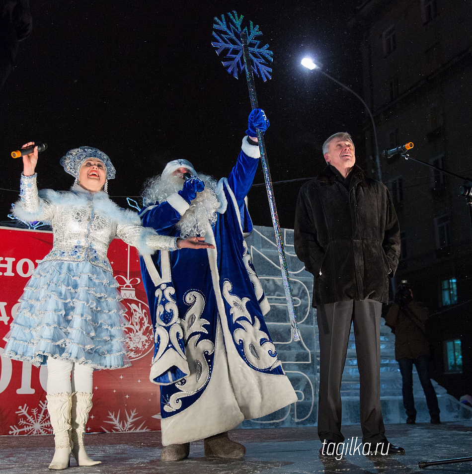 Глава города Сергей Носов поздравляет тагильчан с Новым годом