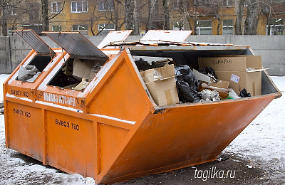 Какой строительный мусор нельзя складывать даже в бункеры для крупногабаритных отходов?