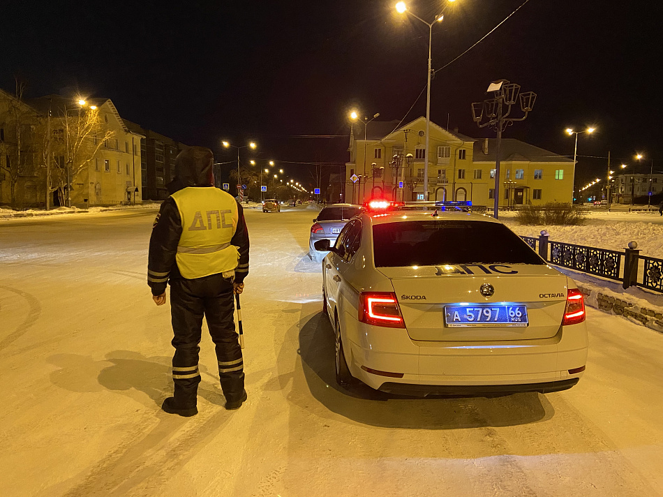 В ГИБДД Нижнего Тагила подвели итоги праздничных выходных: 65 ДТП, один - погибший, пять - пострадавших