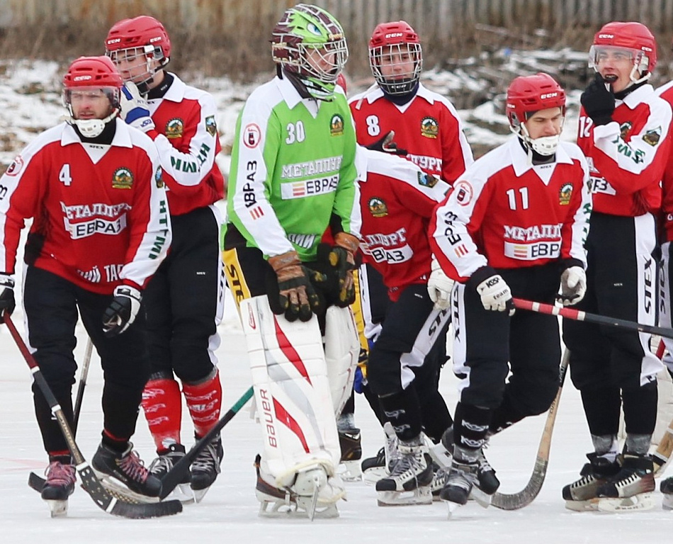 «Металлург» из Нижнего Тагила одержал гостевую победу в чемпионате Свердловской области по хоккею с мячом