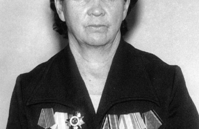 После бомбежки спасла коса