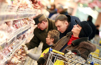 Минимальный набор продуктов стоит почти 4 тысячи рублей