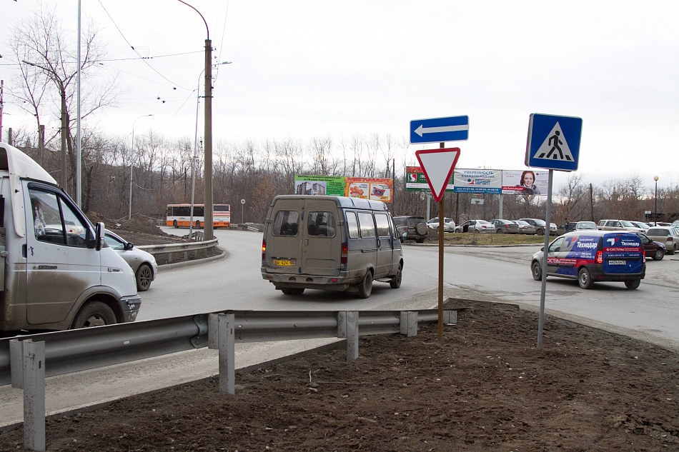 Новый узел у Горсовета:  чего не хватает пассажирам?