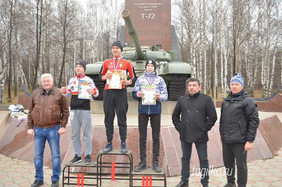 В Нижнем Тагиле состоялись открытые чемпионат и первенство города по велокроссу