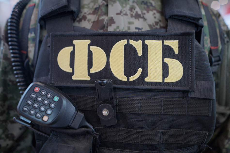 В Екатеринбурге родители обратились в ФСБ из-за массовой эвакуации школ