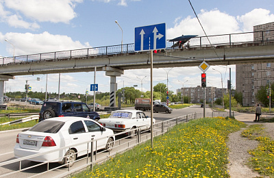  На перекрестке Серова-Красноармейская появится горизонтальная разметка  движения по полосам