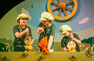 Первый выпускной спектакль показала детская актёрская мастерская театра кукол