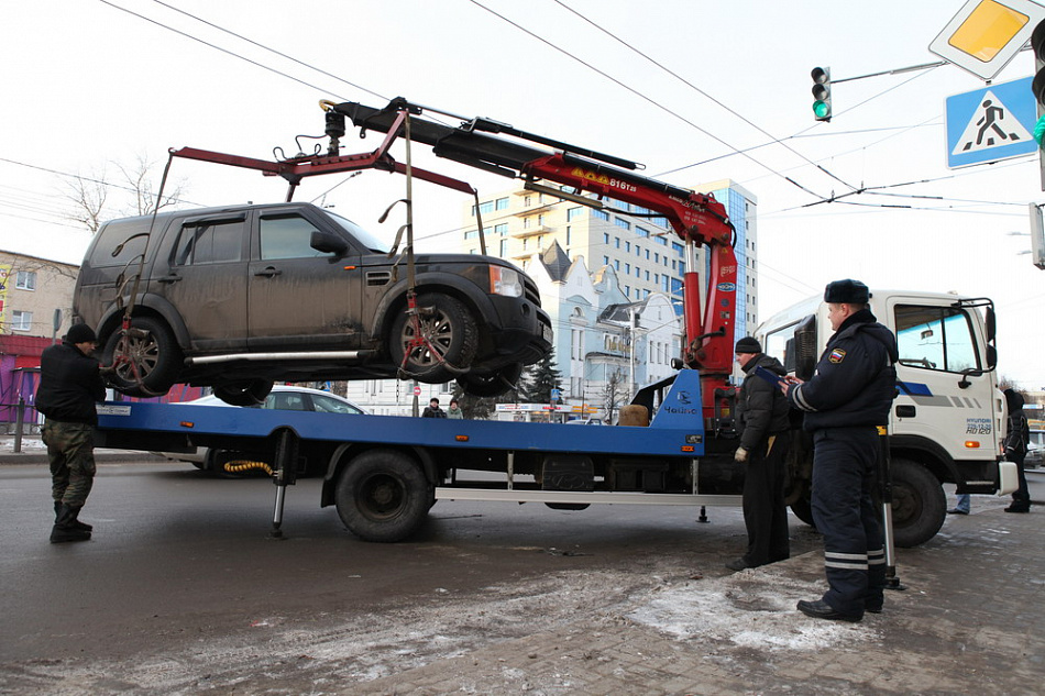 Эвакуация автомобиля обойдется тагильчанам в 1311 рублей