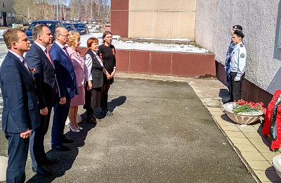 На заводе «Планта» поздравили ветеранов