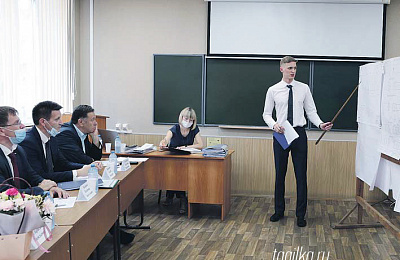 Уралвагонзавод обучает целевиков