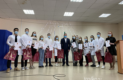 В Нижнем Тагиле наградили волонтеров 