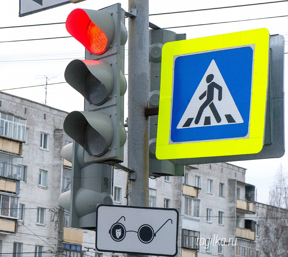 С понедельника в Нижнем Тагиле оживленное круговое движение будет регулировать новый светофор