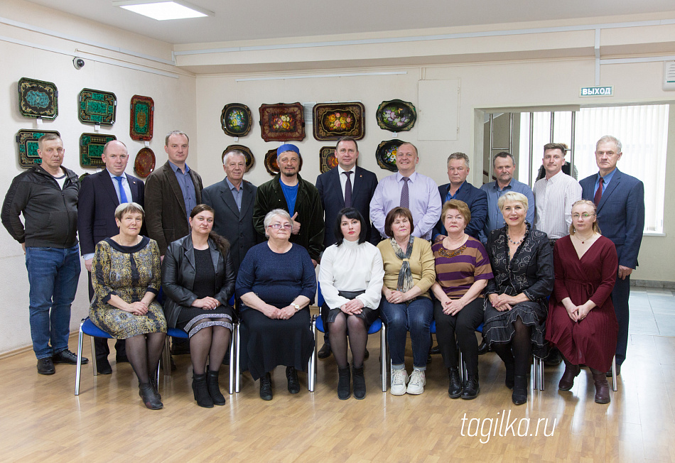 В Нижнем Тагиле наградили сельских старост. Лучшим признан Андрей Худяков из Баклушина  