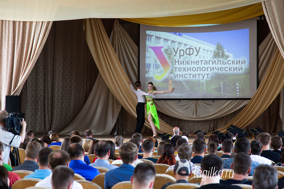 В НТИ (ф) УрФУ вручили стипендии имени Евгения Зудова