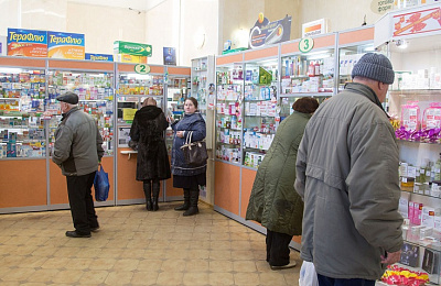 В Госдуму внесут законопроект, обязывающий аптеки устанавливать цены на квартал вперед