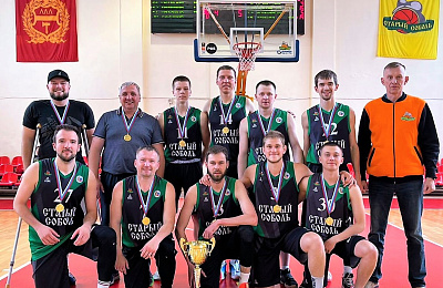 Баскетболисты Нижнего Тагила стали чемпионами Свердловской области