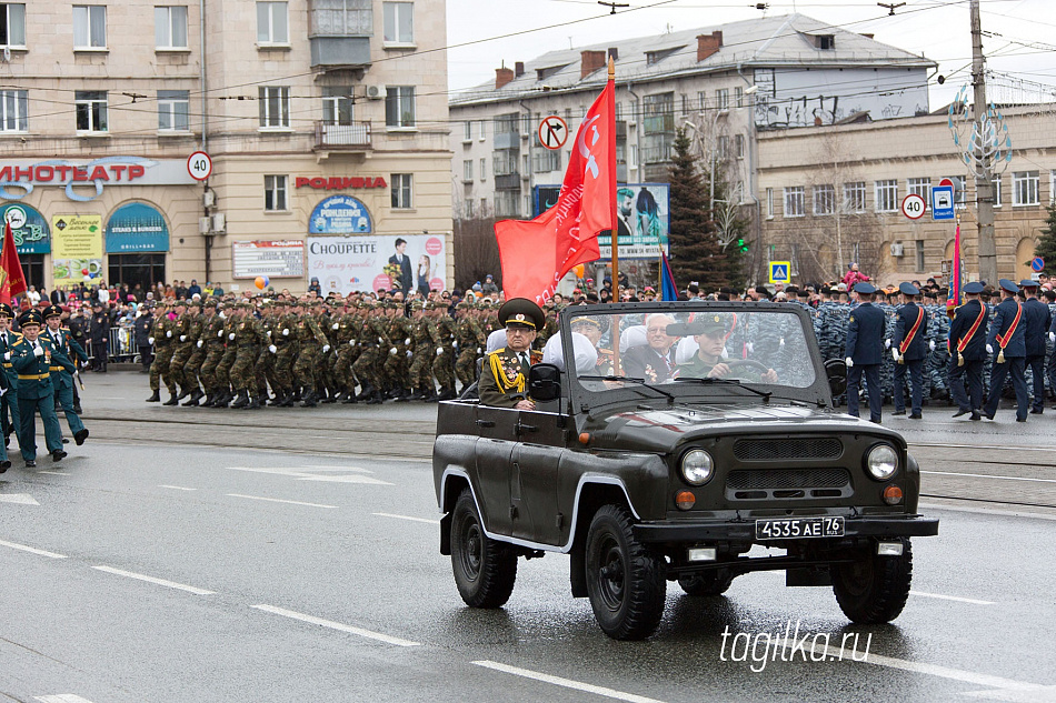 Для репетиции парада Победы перекрывают центральные улицы города