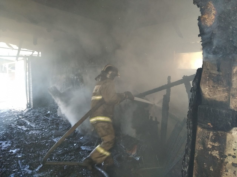 9 мая в частном секторе Нижнего Тагила сгорели два дома