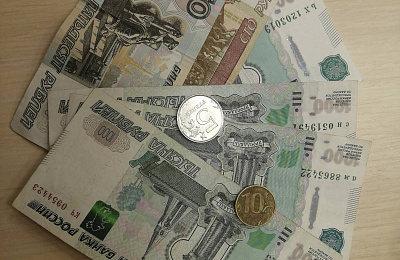 В Госдуме предложили провести внеочередную индексацию зарплат и пенсий