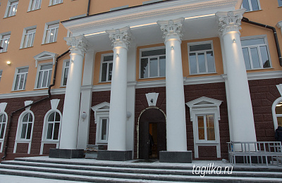 Продолжается ремонт в школе № 85 Нижнего Тагила