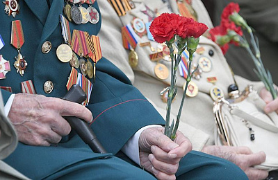 Пенсионный фонд сообщает:  единовременные выплаты к 75-летию Победы ветеранам будут предоставлены до конца апреля