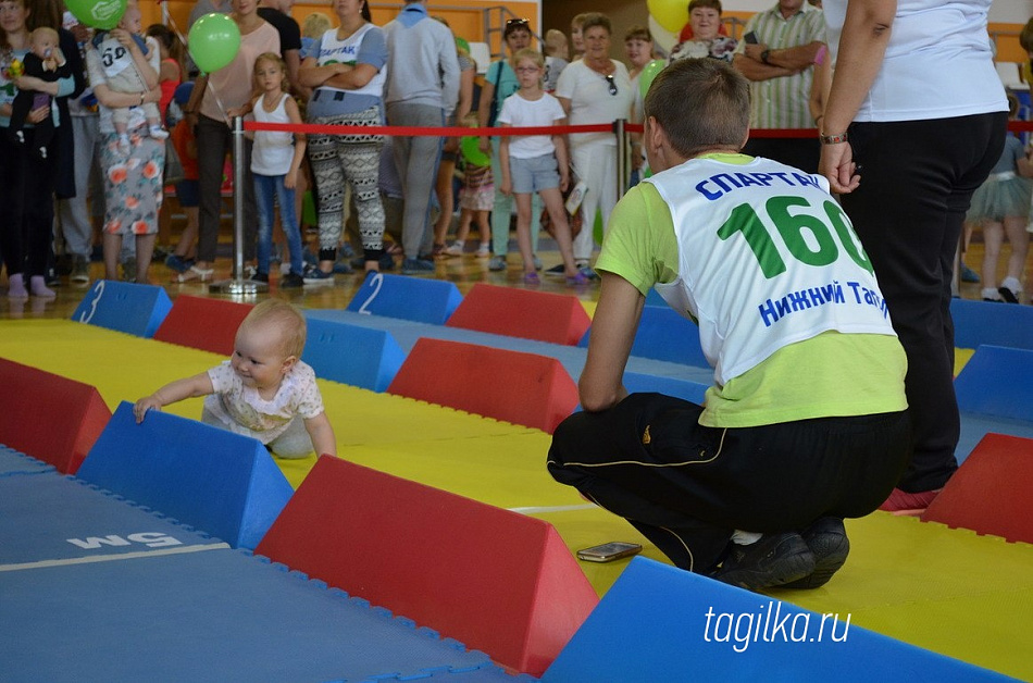 Ползком в чемпионы! Тагильчан приглашают принять участие в необычном конкурсе