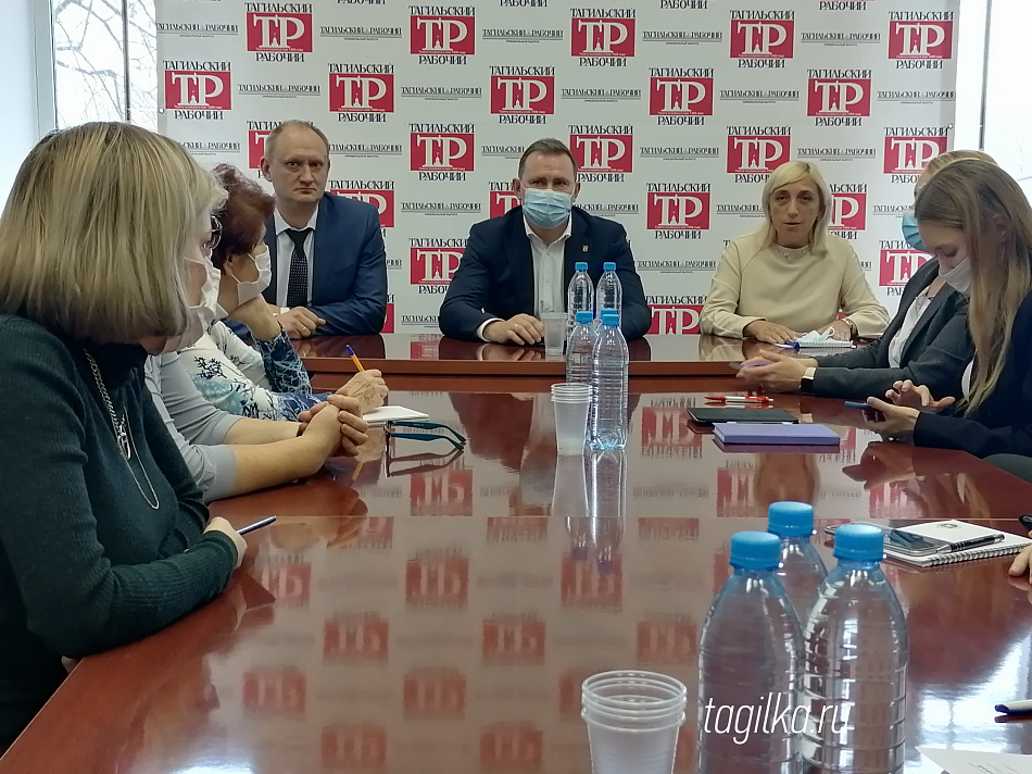 В редакции газеты «Тагильский рабочий» начался круглый стол на тему «Нижний Тагил накануне 300-летнего юбилея»