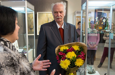 Юбилейные «Воплощения...» тагильского камнереза
