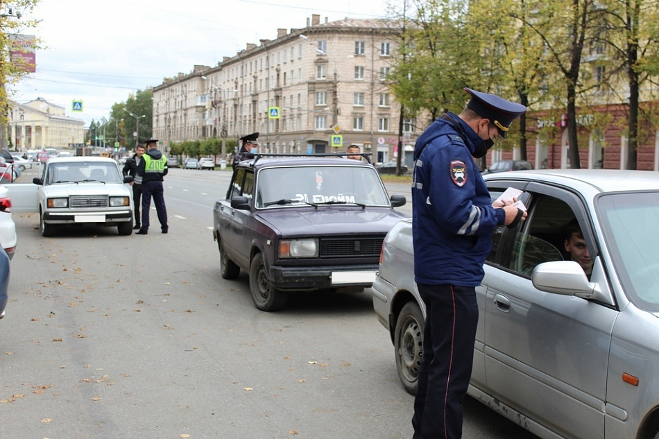 В Нижнем Тагиле общественники проверили работу инспекторов ГИБДД