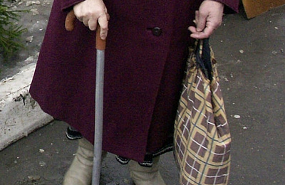 На Липовом тракте случайный прохожий спас пожилую женщину от грабежа