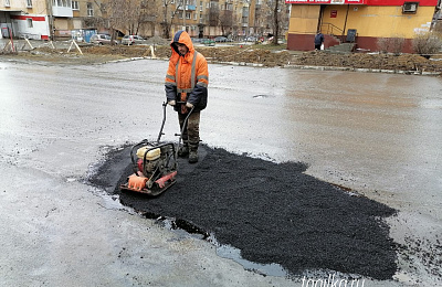 Первый горячий асфальт уложен в Нижнем Тагиле