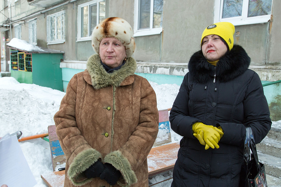 Тагильчане измучены сменой УК,
расчетных центров, двойными платежками… 
