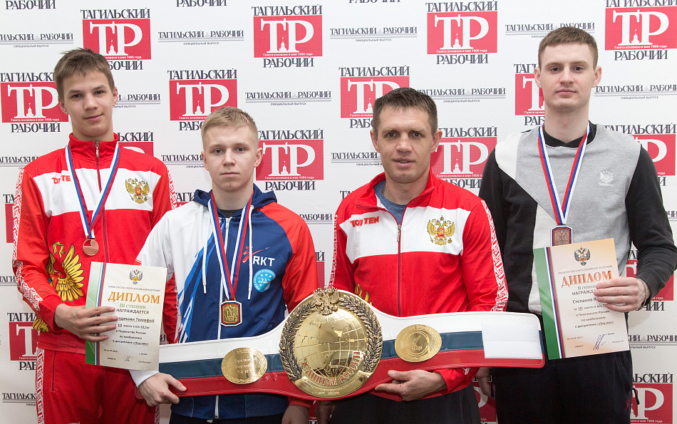 Спортсмены Нижнего Тагила завоевали три медали на чемпионате и первенстве России по кикбоксингу