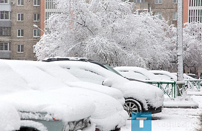 Из-за долга в шесть тысяч рублей жителю Свердловской области ограничили права собственности на две иномарки